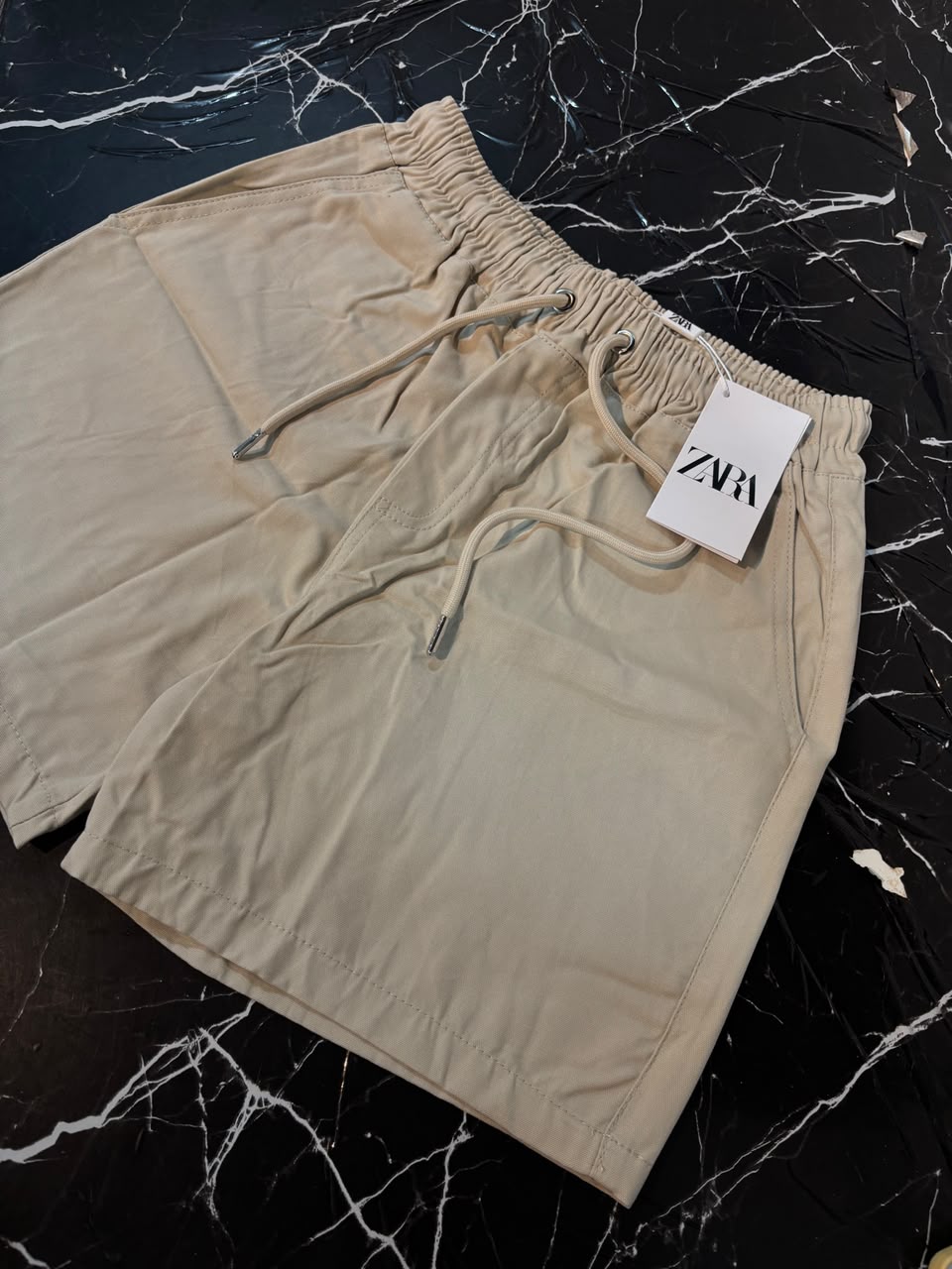 Bermuda Zara bege